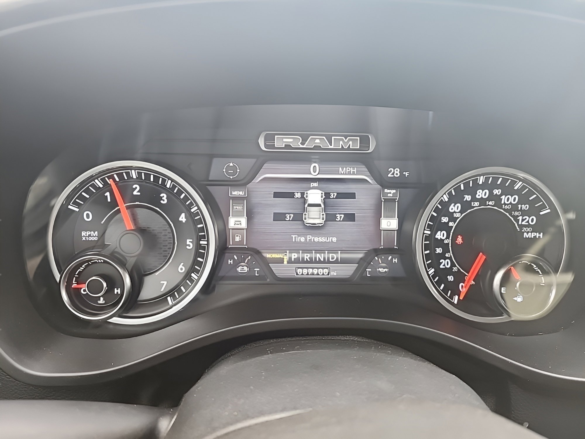 Used 2019 RAM 1500 Laramie image 15
