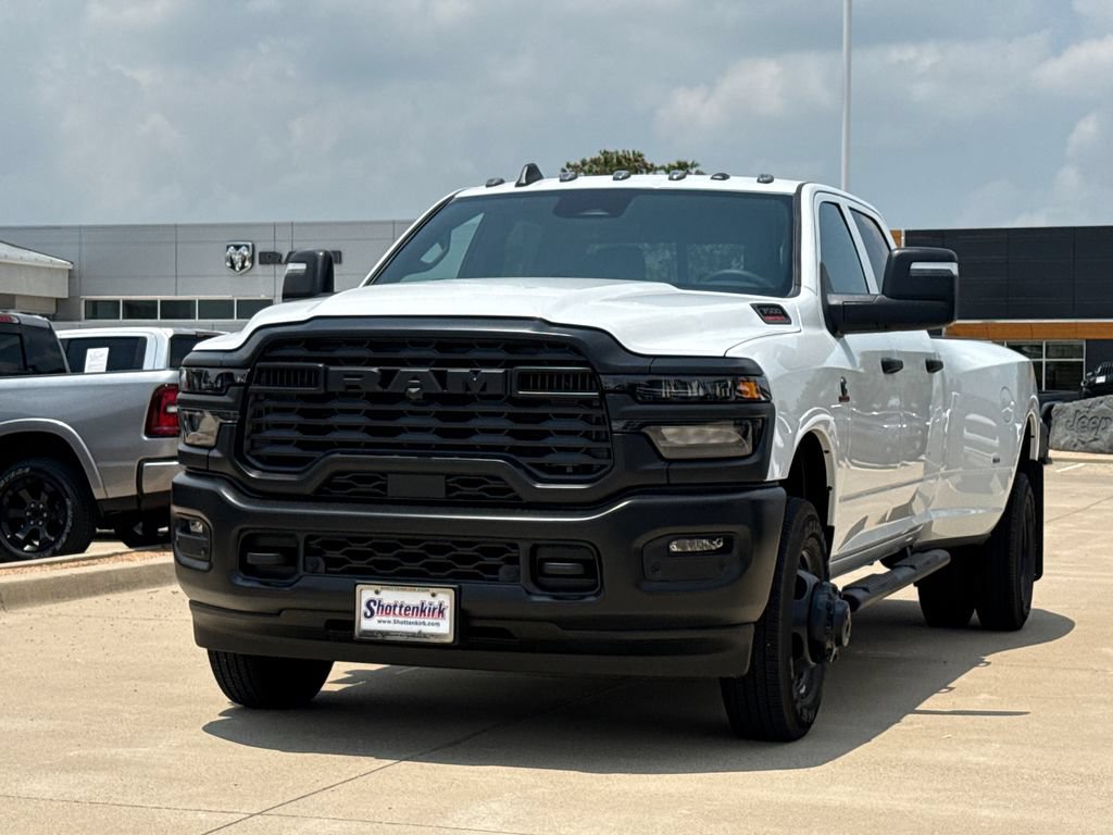 New 2026 RAM 3500 Tradesman AWD/4WD image 3
