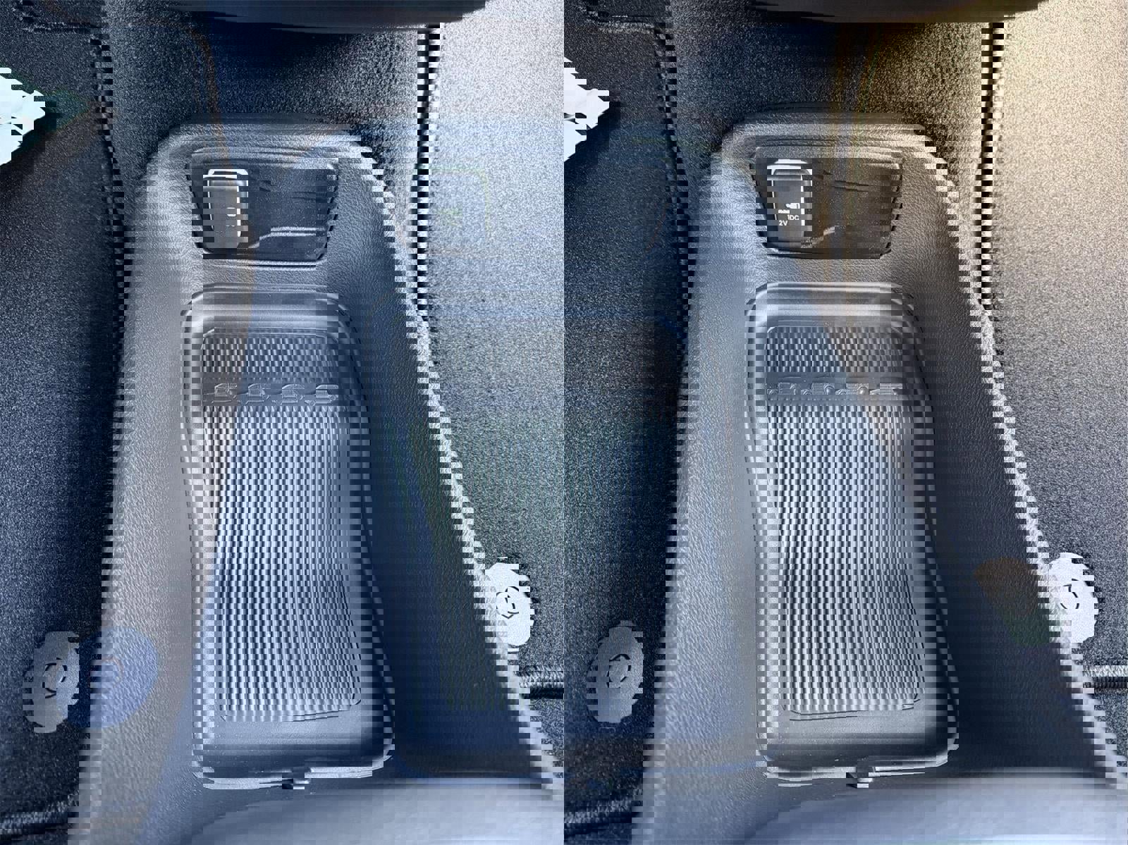 New 2026 Chrysler Pacifica Select image 24