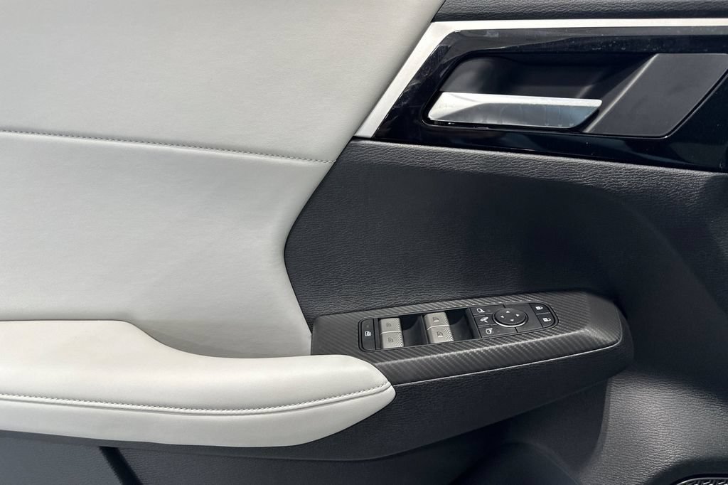 New 2026 Mitsubishi Outlander SE AWD/4WD image 11