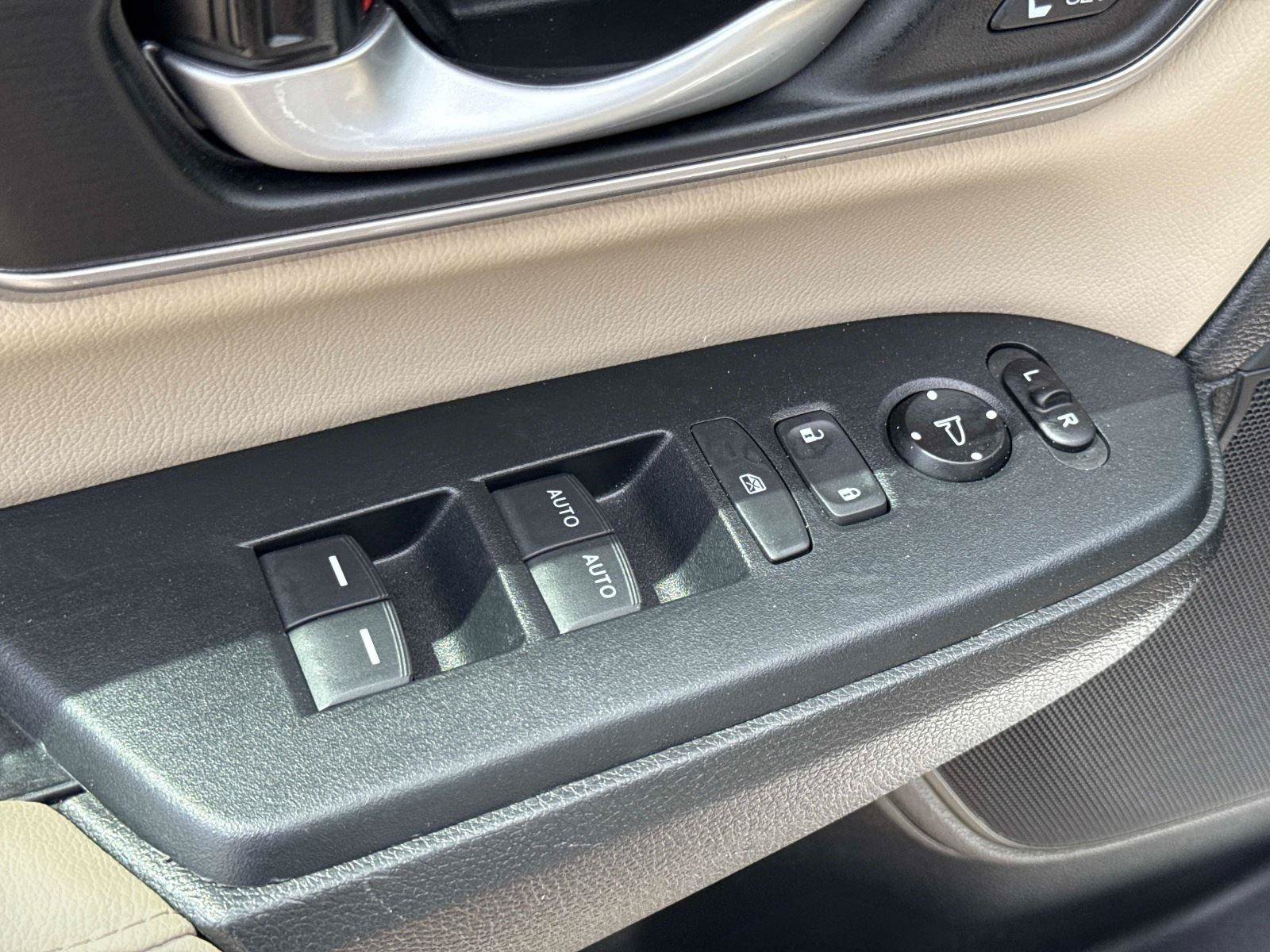 Certified 2020 Honda CR-V Touring image 22