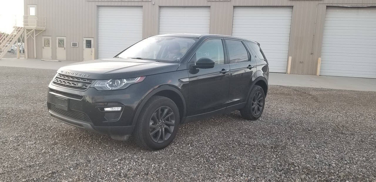 Used 2017 Land Rover Discovery Sport SE AWD/4WD image 1