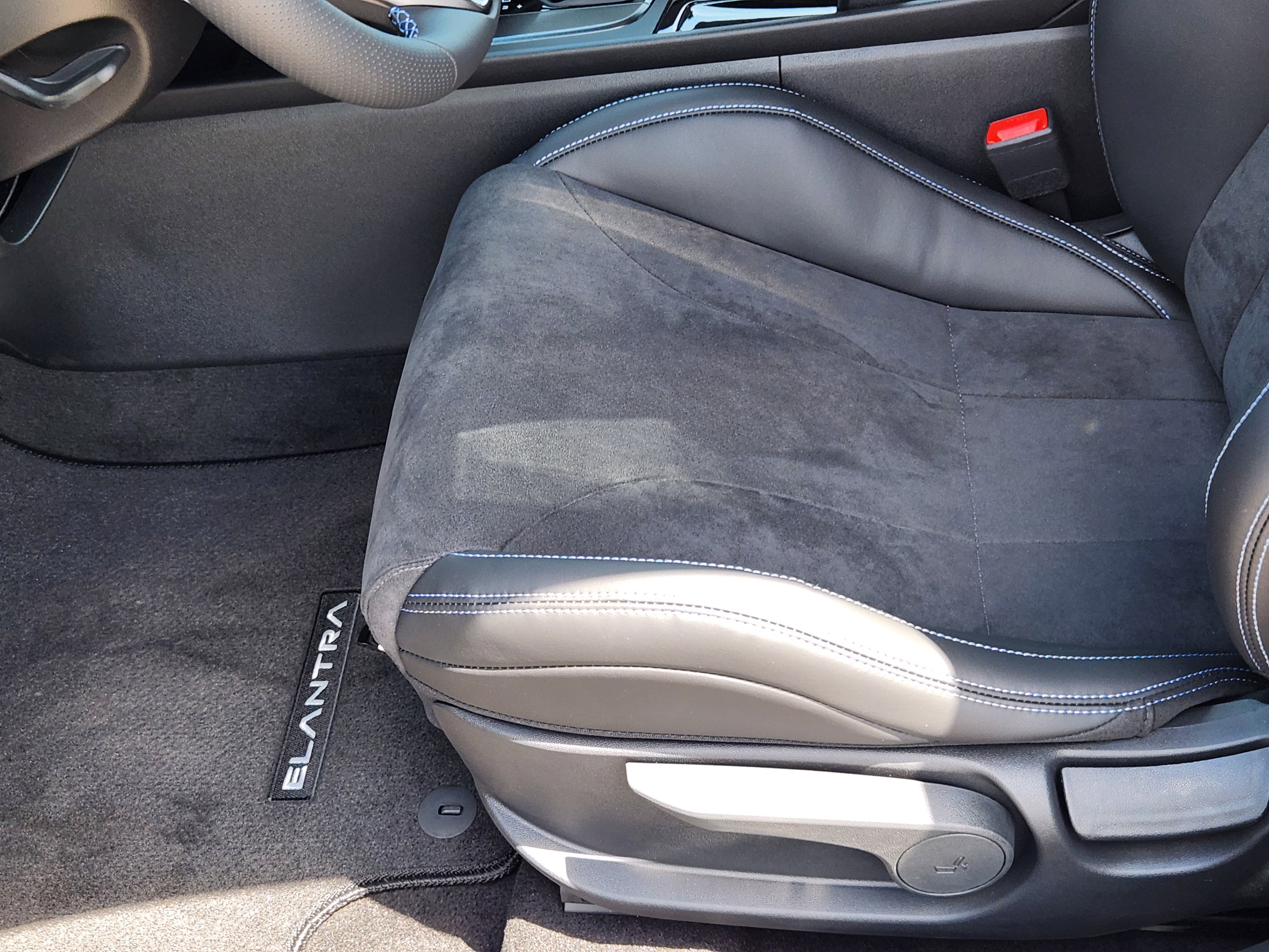 New 2025 Hyundai Elantra N image 9