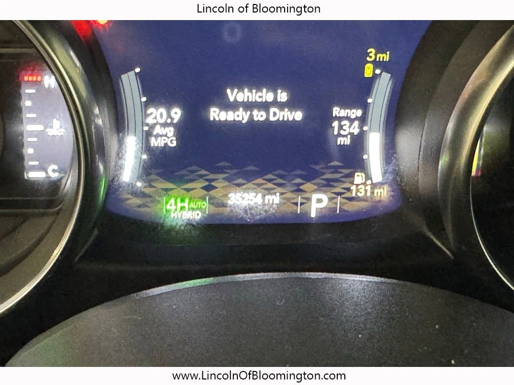 Used 2022 Jeep Wrangler Unlimited Sahara w/ Cold Weather Group image 31