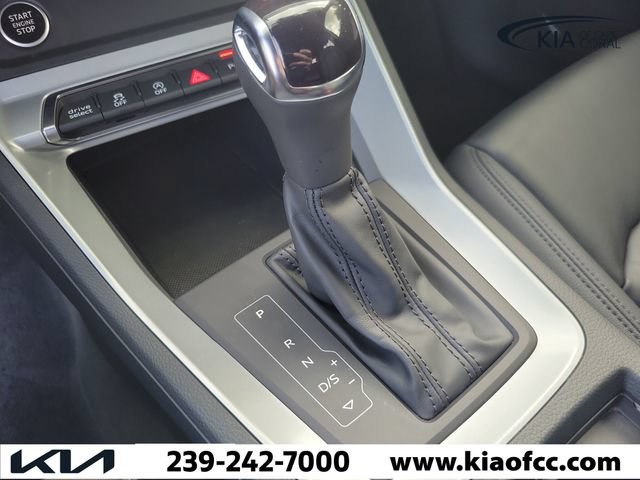 Used 2022 Audi Q3 2.0T Premium w/ Convenience Package AWD/4WD image 32