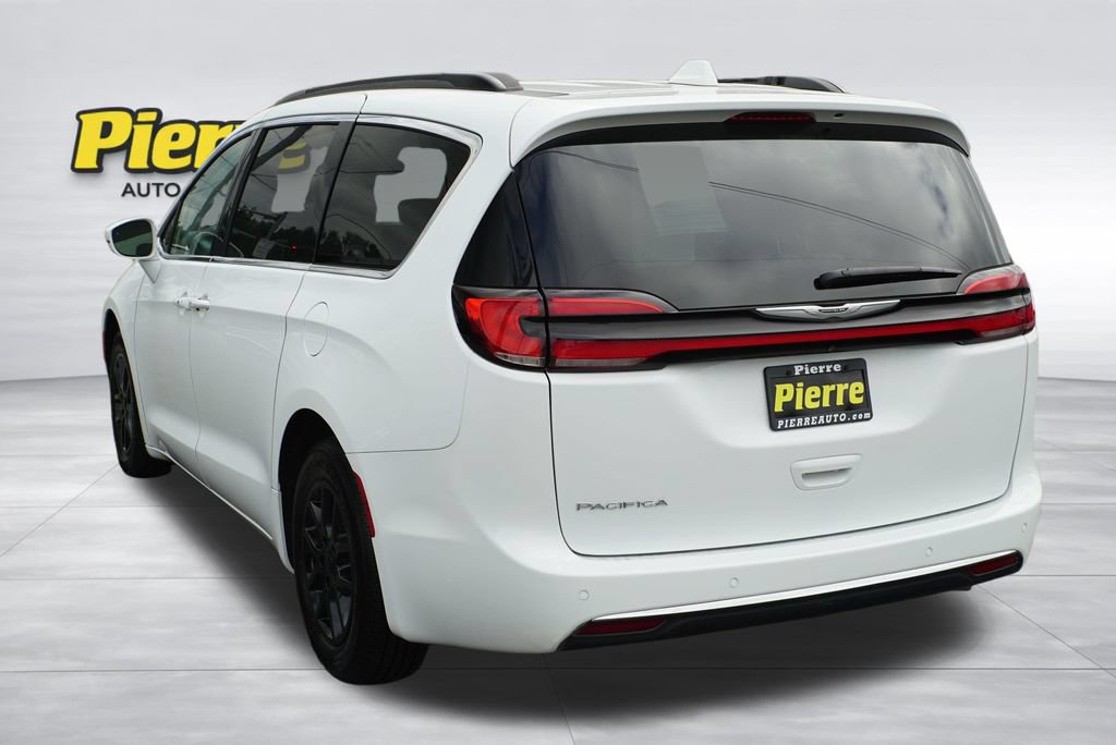 Used 2022 Chrysler Pacifica Touring-L FWD image 8