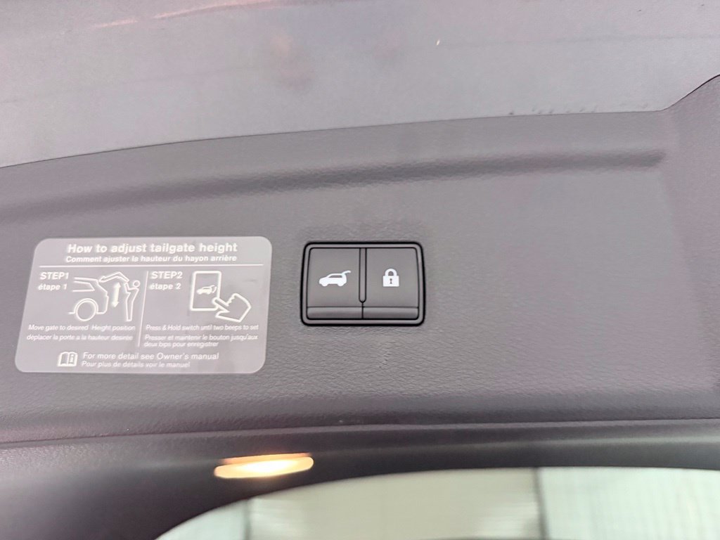 Certified 2023 INFINITI QX50 Luxe FWD image 35