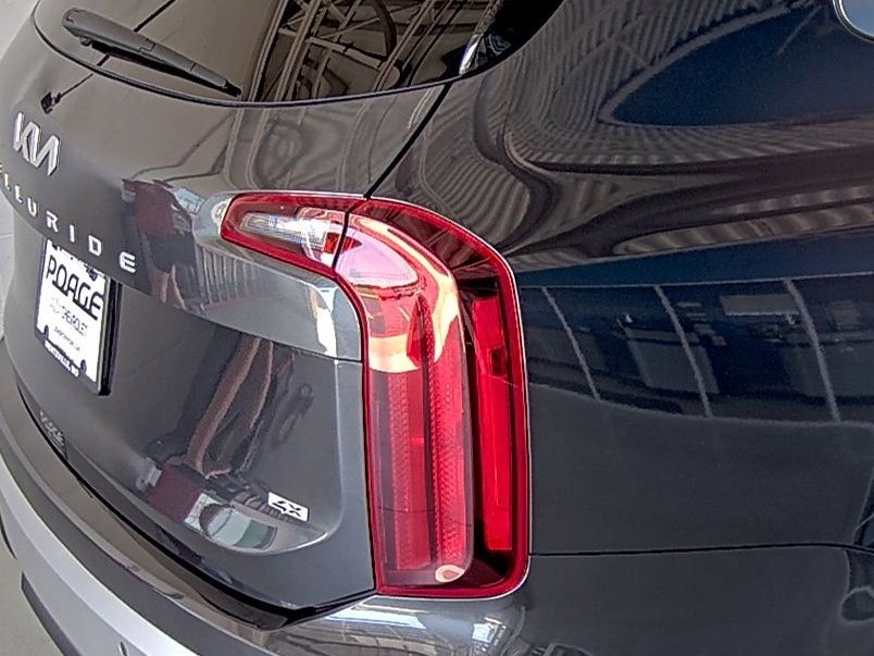 Used 2024 Kia Telluride S w/ S Sunroof Package image 15