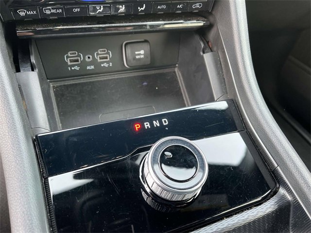 Used 2024 Jeep Grand Cherokee Altitude image 31