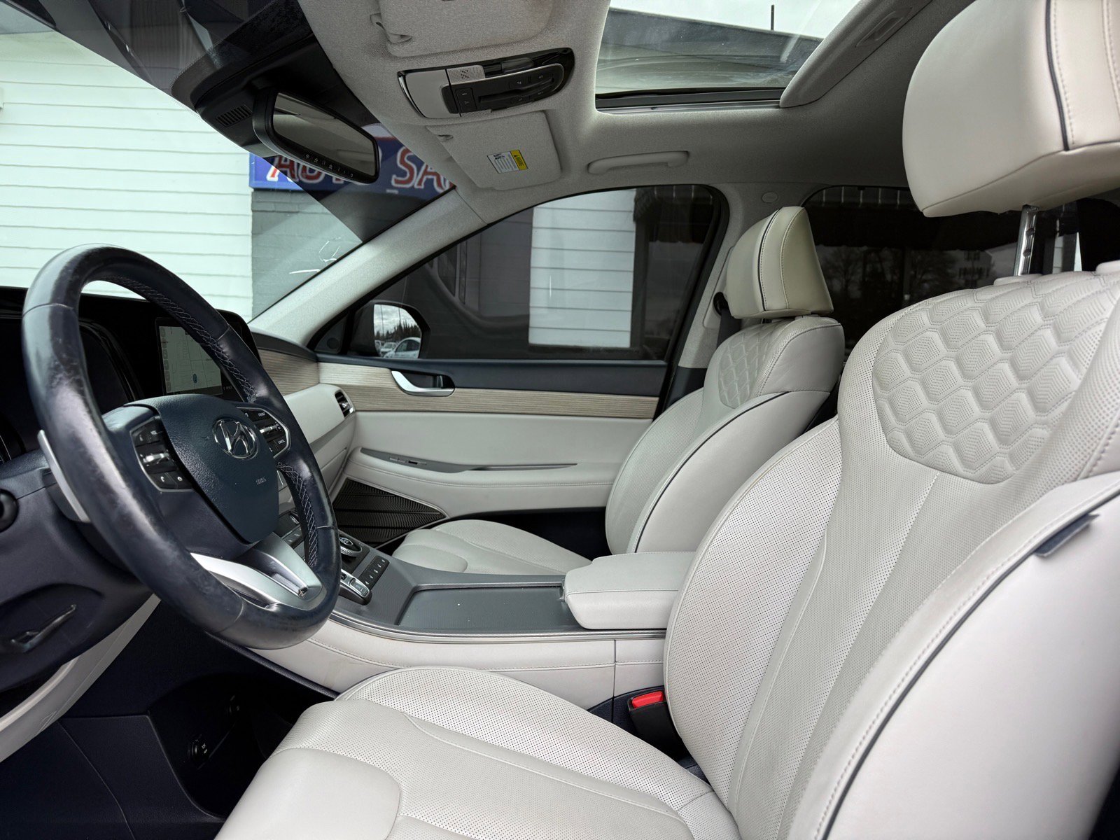 Used 2021 Hyundai Palisade Limited image 16