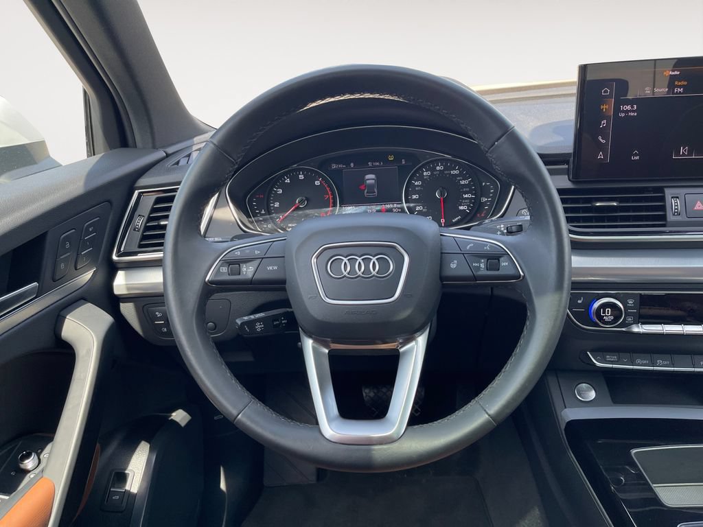 Used 2024 Audi Q5 2.0T Premium AWD/4WD image 16
