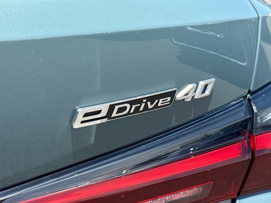 New 2026 BMW i4 eDrive40 w/ Parking Assistance Package RWD image 9