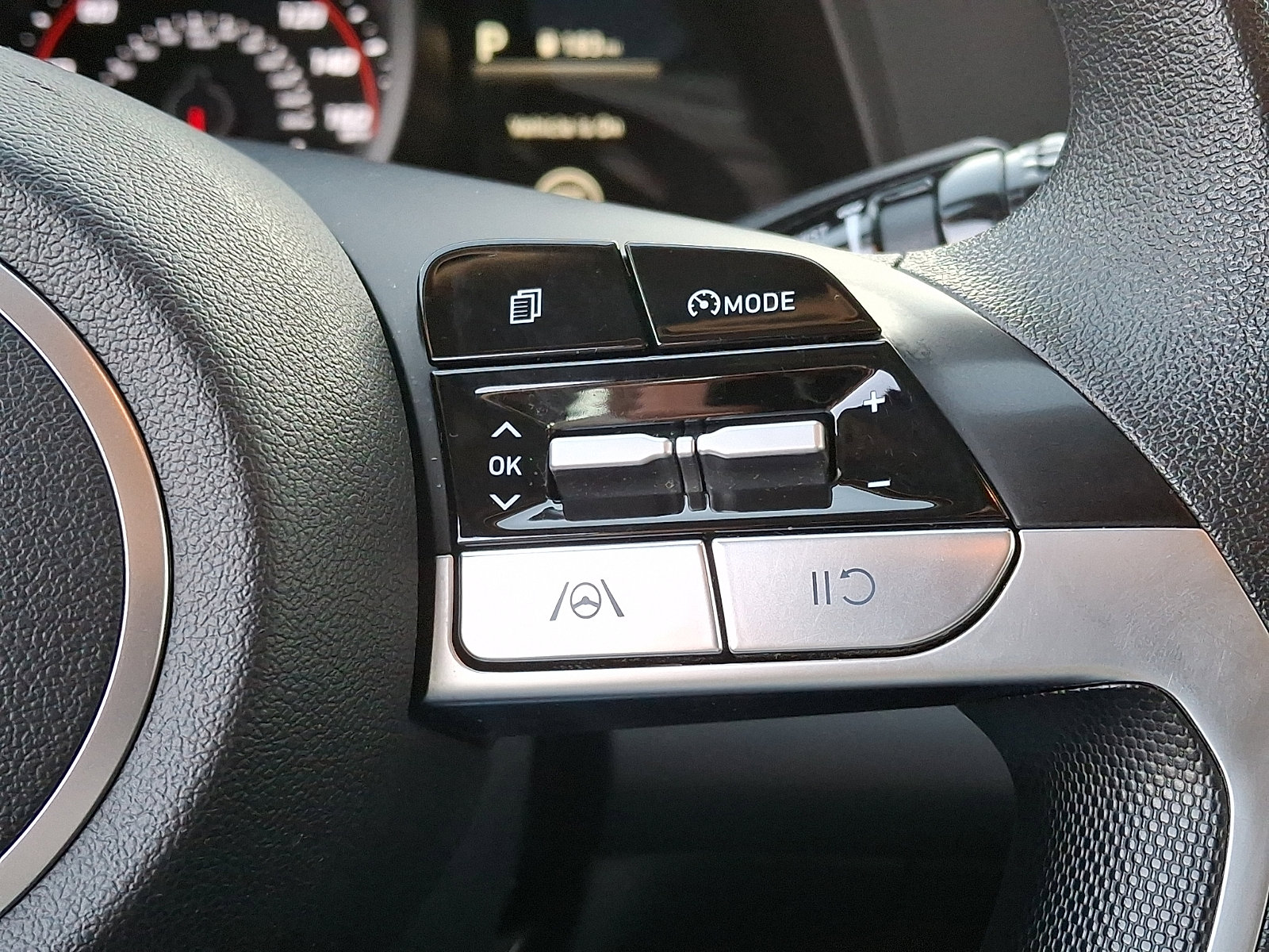 Used 2023 Hyundai Elantra SEL image 23