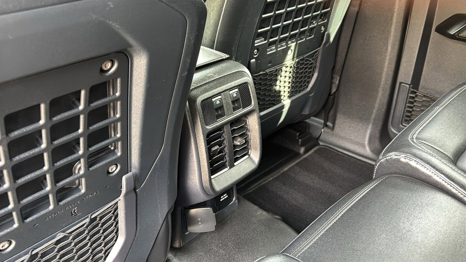 Certified 2025 Ford Bronco Badlands AWD/4WD image 31