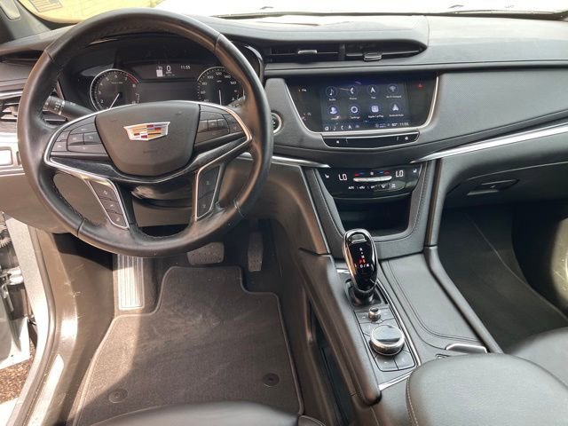 Used 2023 Cadillac XT5 Premium Luxury AWD/4WD image 14