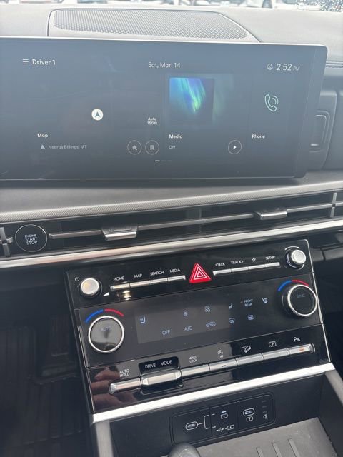 Used 2025 Hyundai Santa Fe XRT image 18