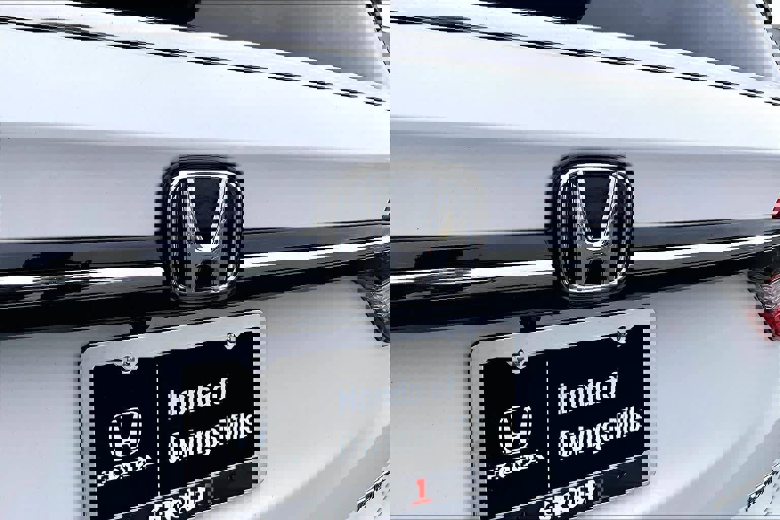 Used 2023 Honda Odyssey Touring image 31