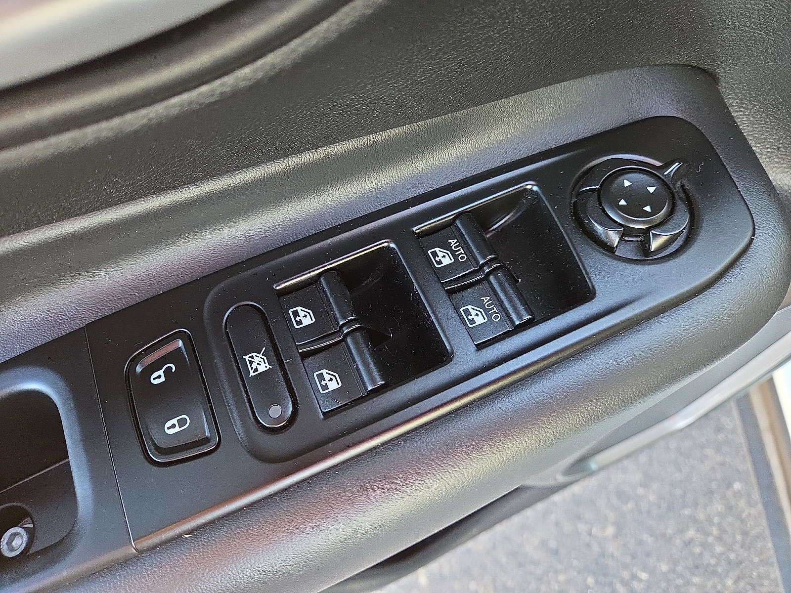 Used 2023 Jeep Renegade Latitude image 12