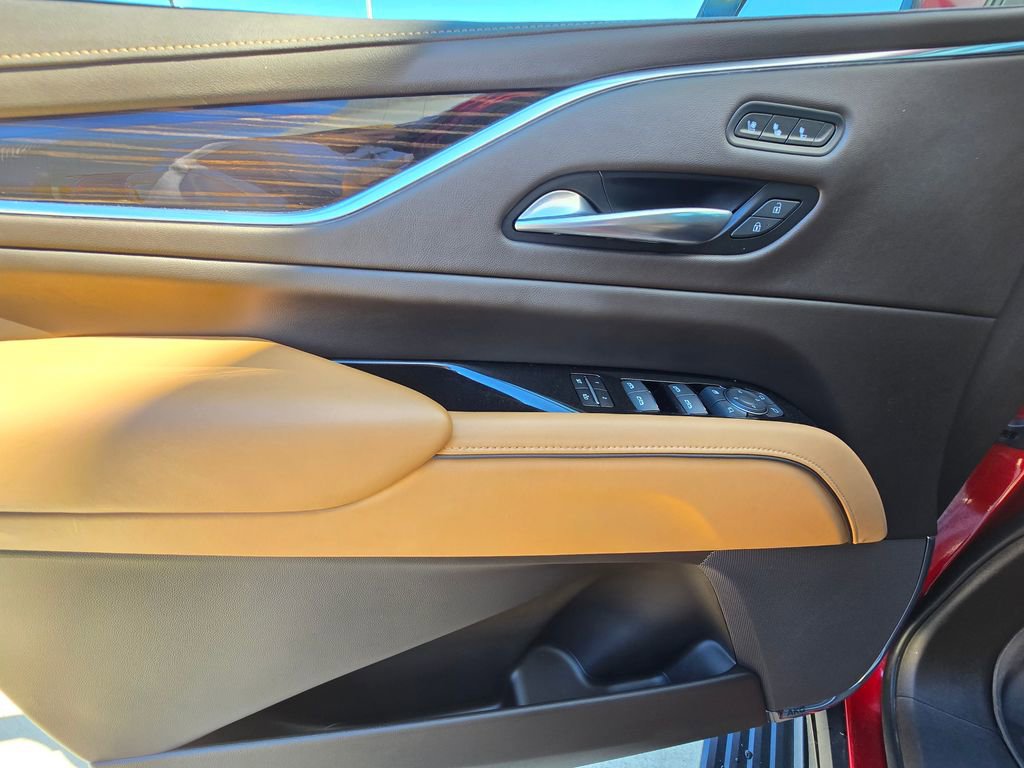 Used 2022 Cadillac Escalade ESV Premium Luxury w/ Performance Package RWD image 14