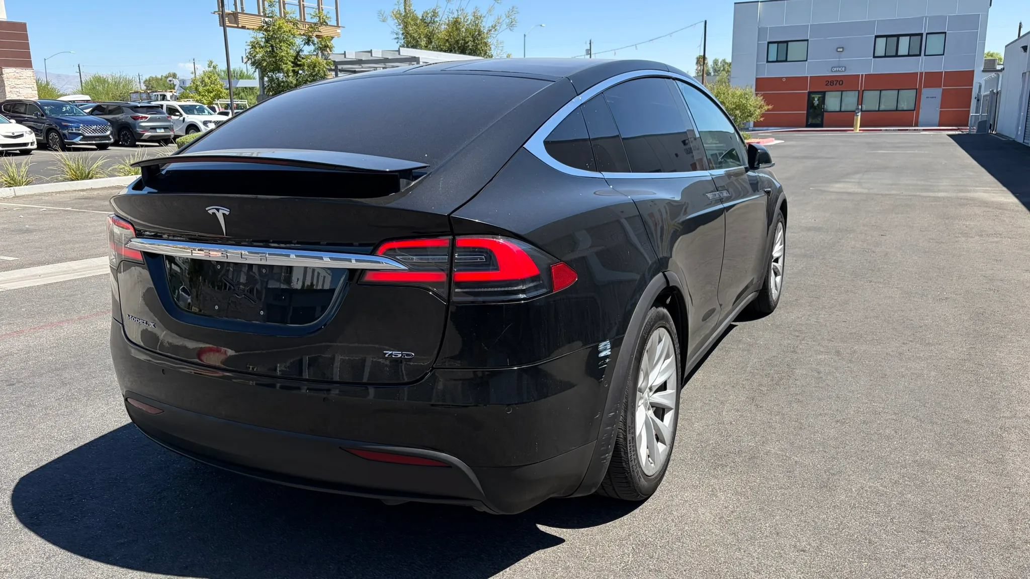 Used 2016 Tesla Model X 75D AWD/4WD image 5