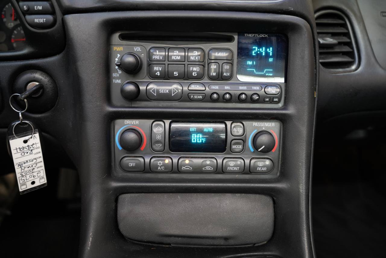 Used 2003 Chevrolet Corvette Coupe w/ Preferred Equipment Group RWD image 24