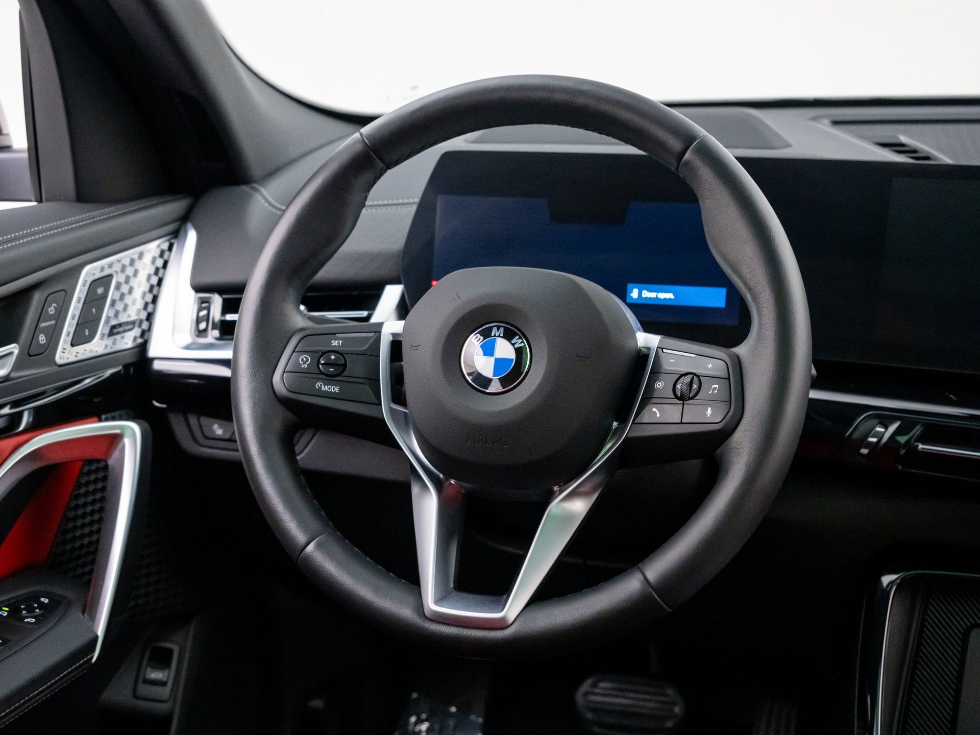 Certified 2025 BMW X2 xDrive28i image 11