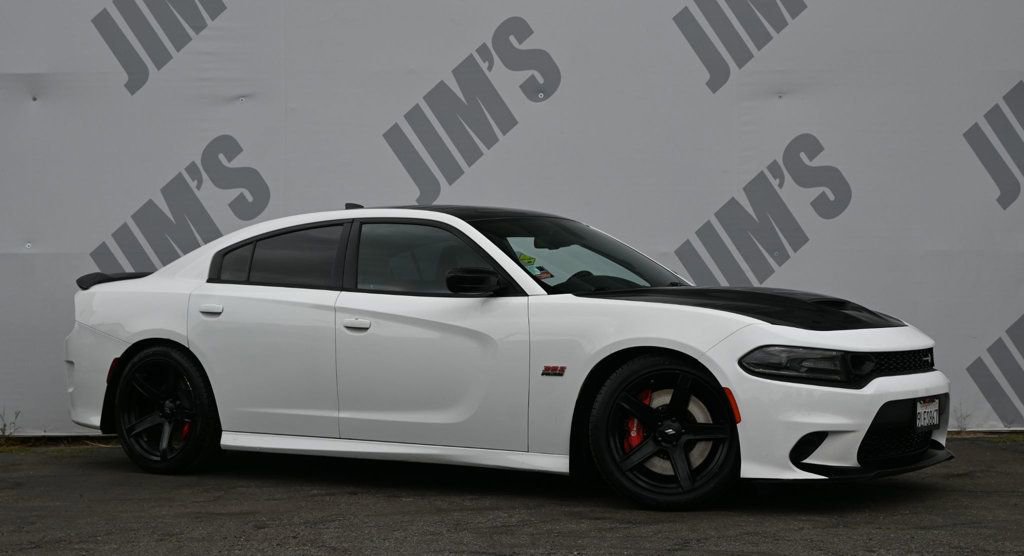 Used 2019 Dodge Charger Scat Pack w/ Dynamics Package RWD image 3