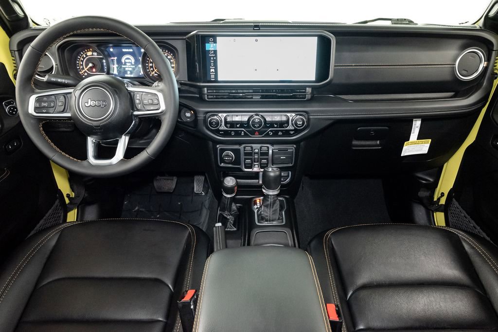 Used 2024 Jeep Wrangler Sahara w/ Technology Group AWD/4WD image 24