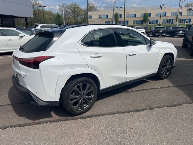 Used 2023 Lexus UX 250h F Sport AWD/4WD image 3