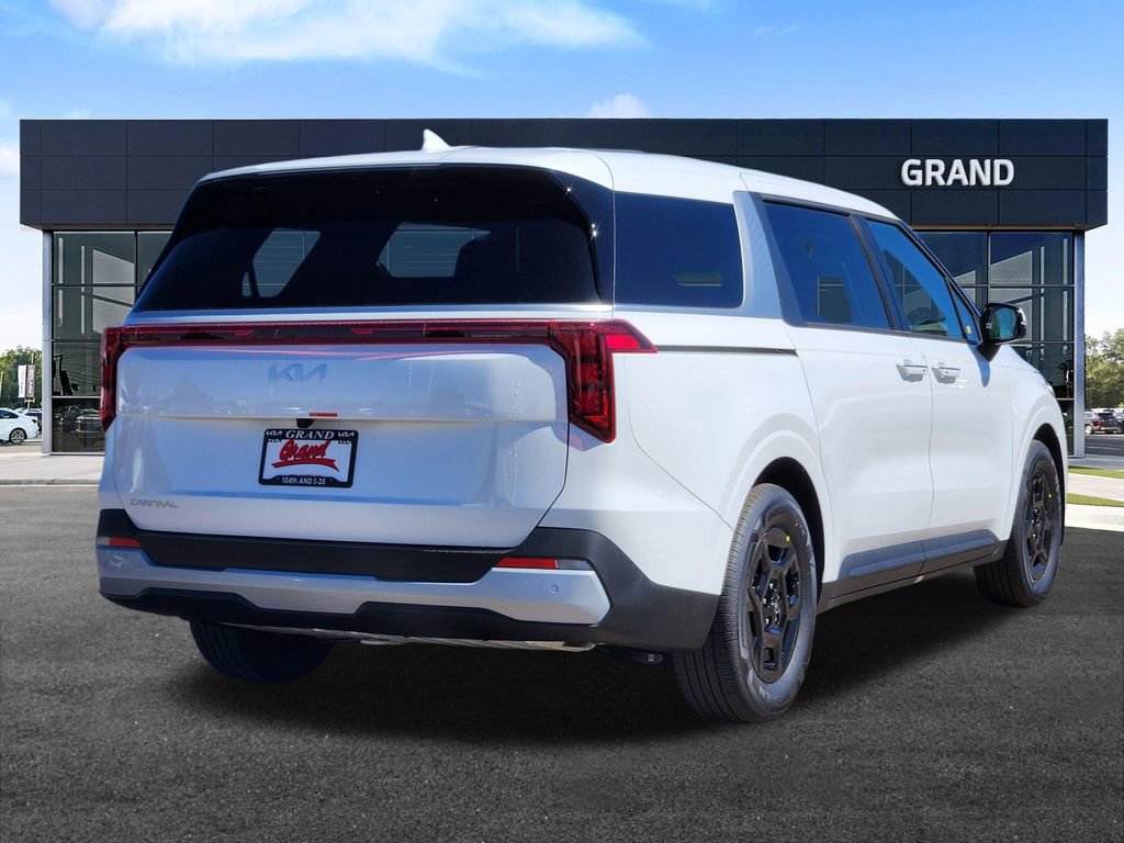 New 2026 Kia Carnival image 5