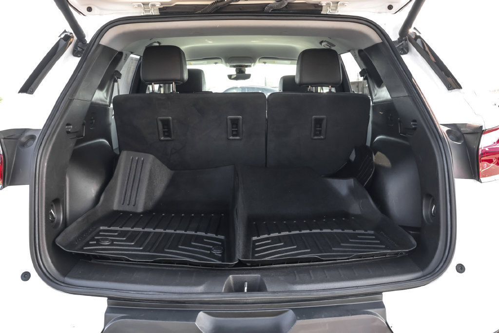 Used 2022 Chevrolet Blazer LT w/ Sound & Technology Package AWD/4WD image 31