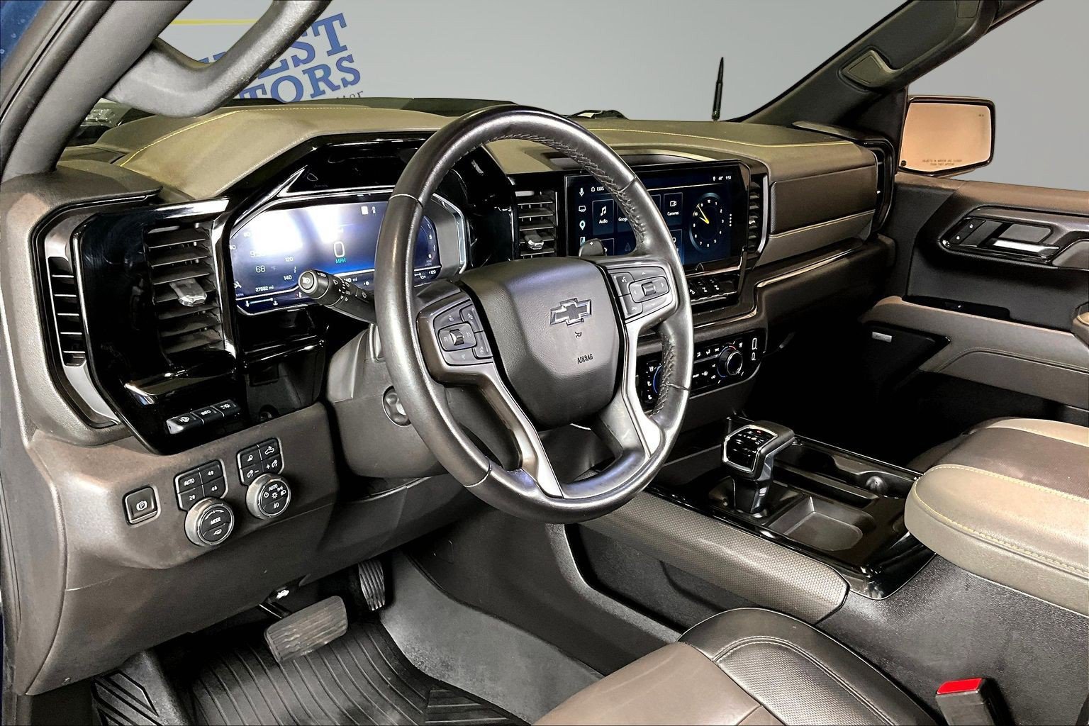 Used 2023 Chevrolet Silverado 1500 ZR2 w/ Technology Package AWD/4WD image 18