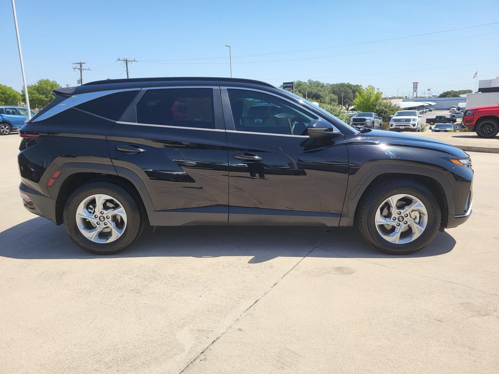 Used 2022 Hyundai Tucson SEL FWD image 4