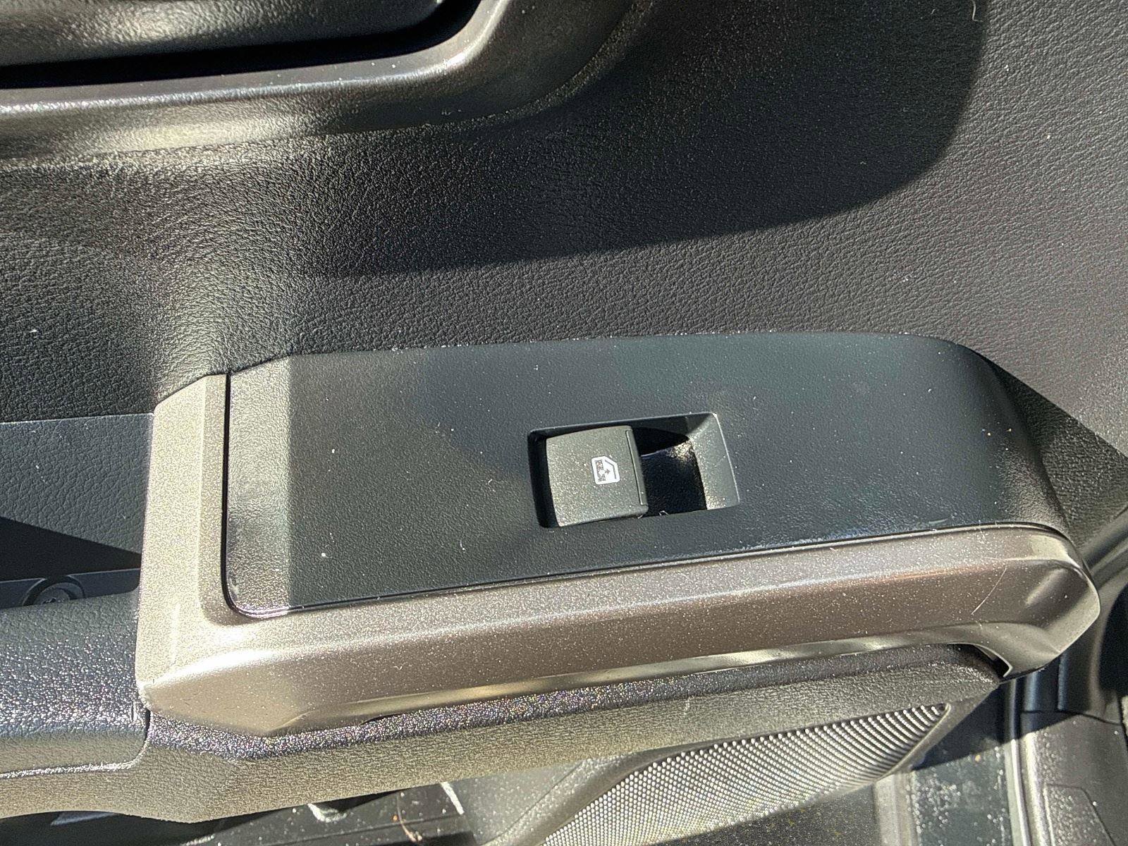 Used 2023 Toyota Tacoma SR5 image 12