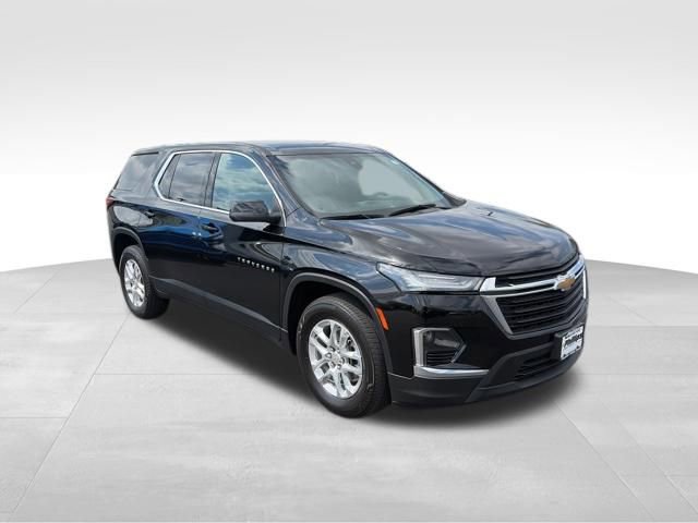 Certified 2022 Chevrolet Traverse LS w/ LPO, Floor Liner Package AWD/4WD image 9