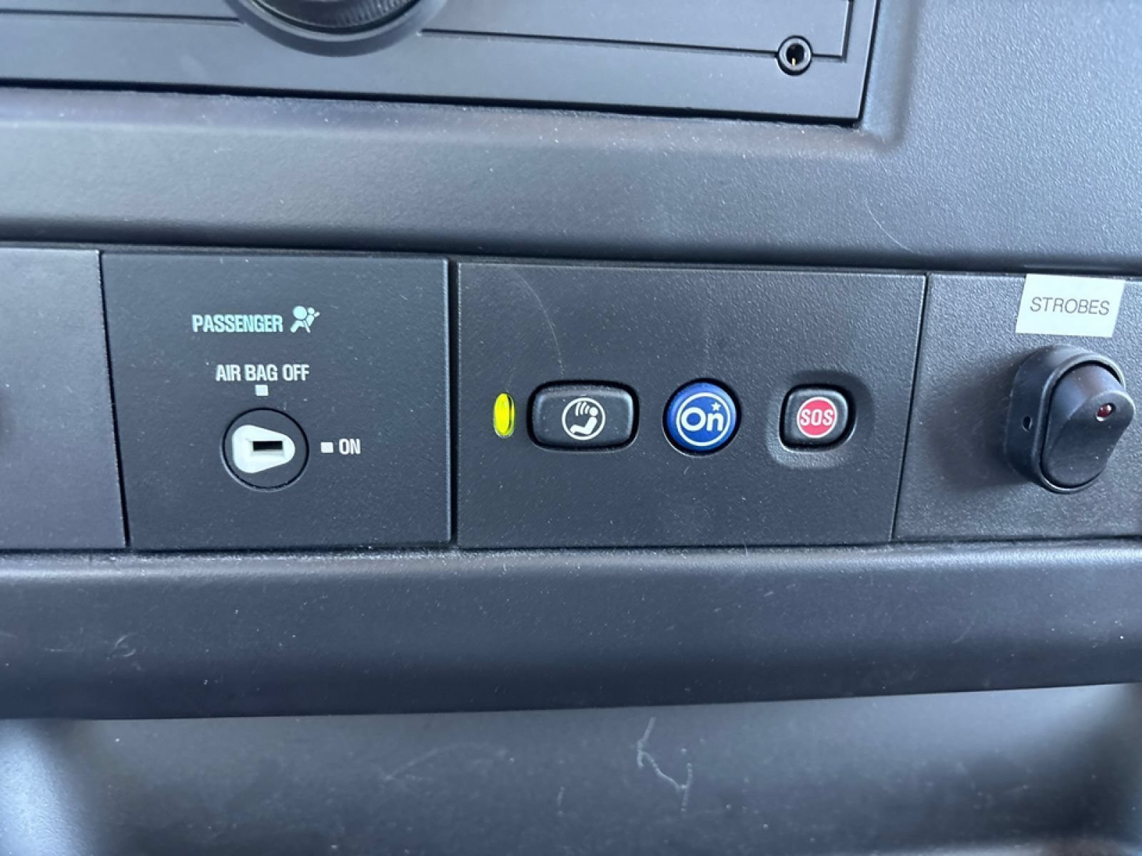 New 2025 GMC Savana 3500 w/ Power Convenience Package RWD image 8