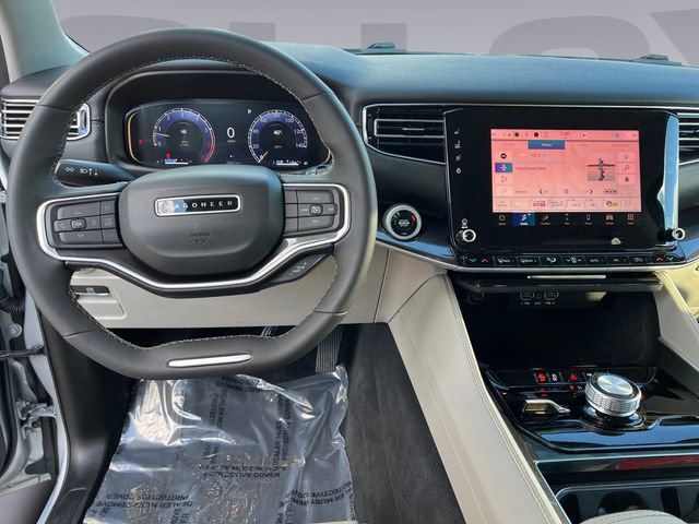 Used 2024 Jeep Wagoneer 4WD image 12