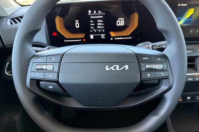 New 2026 Kia K4 LXS image 26