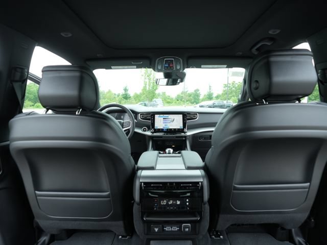 New 2026 Jeep Grand Wagoneer Limited AWD/4WD image 25