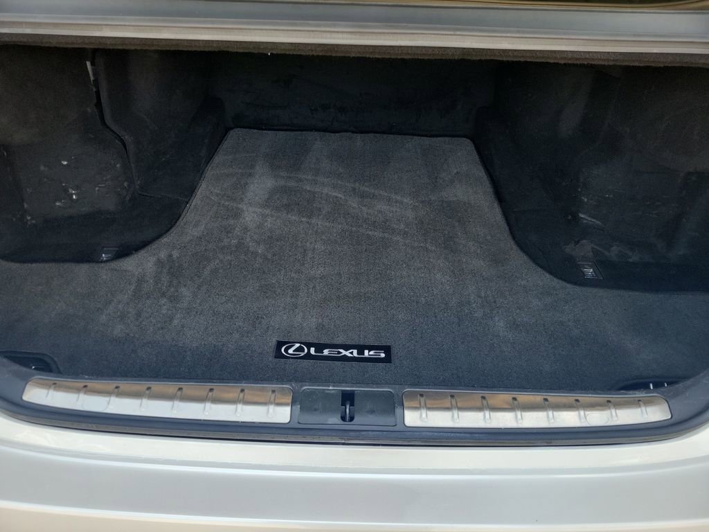 Used 2018 Lexus LS 500 w/ Interior Upgrade Package RWD image 37