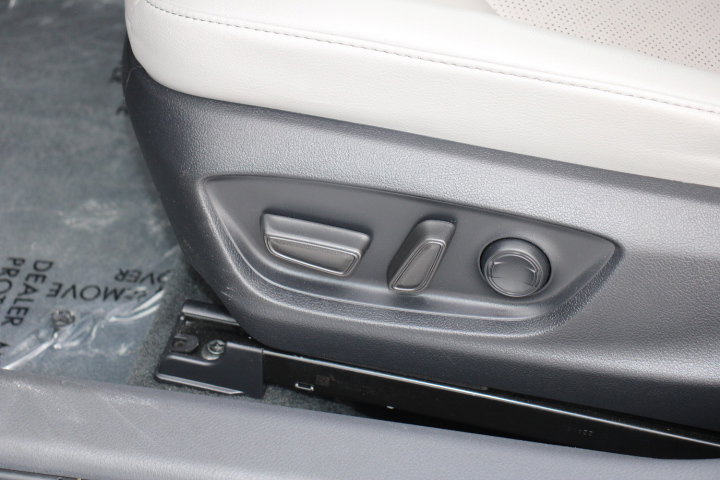 Certified 2023 Toyota Camry XSE image 12