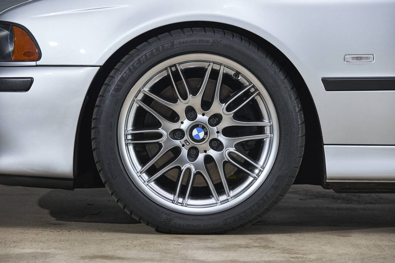 Used 2003 BMW M5 RWD image 43