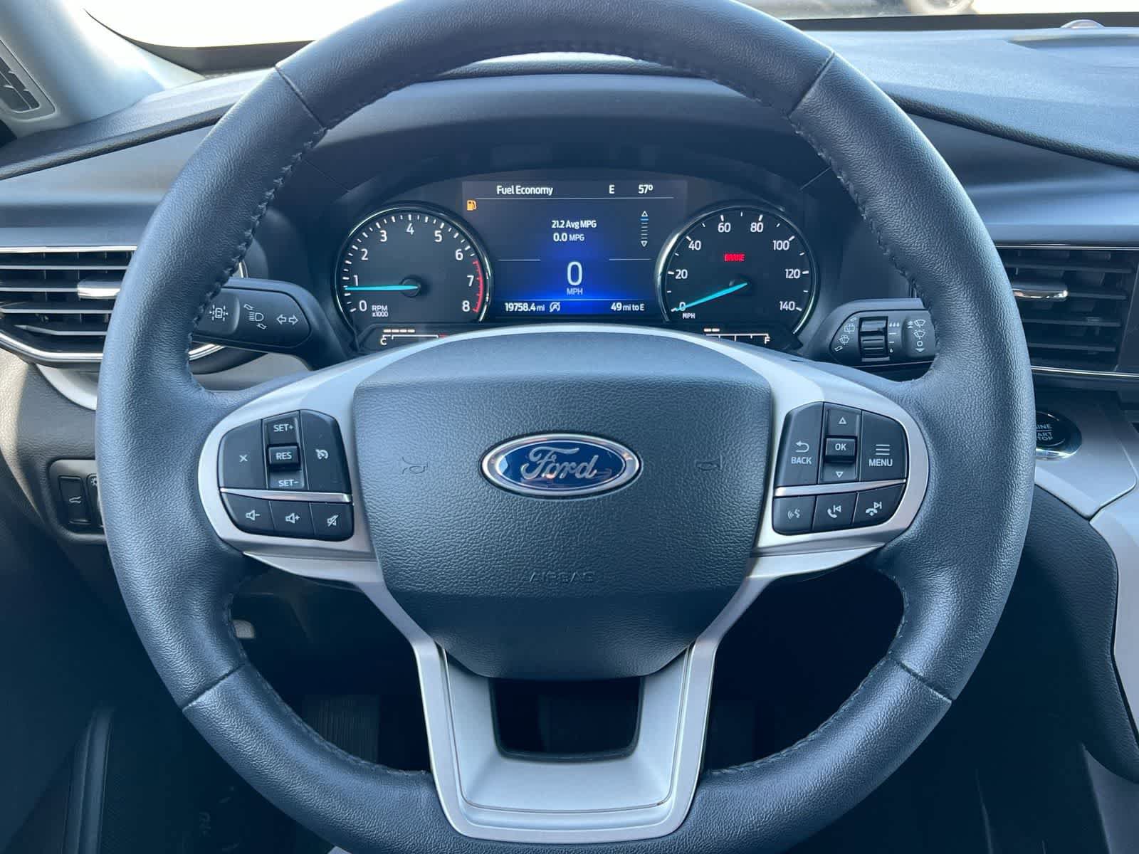 Used 2024 Ford Explorer XLT w/ Equipment Group 202A AWD/4WD image 22