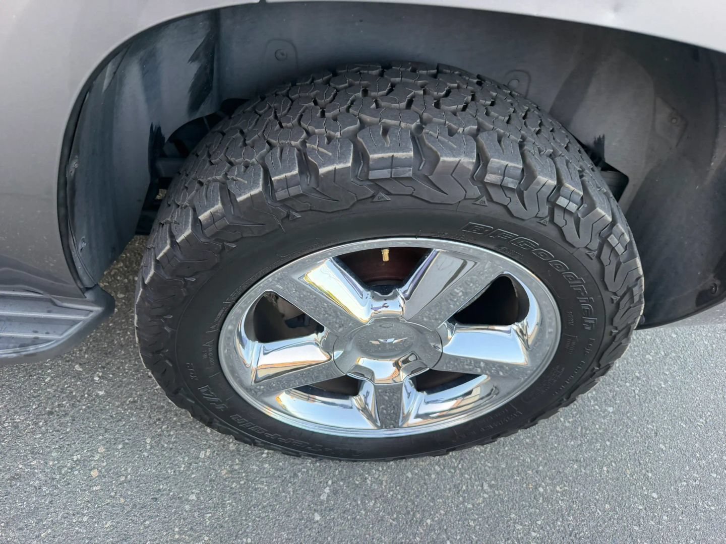 Used 2012 Chevrolet Tahoe LTZ AWD/4WD image 31