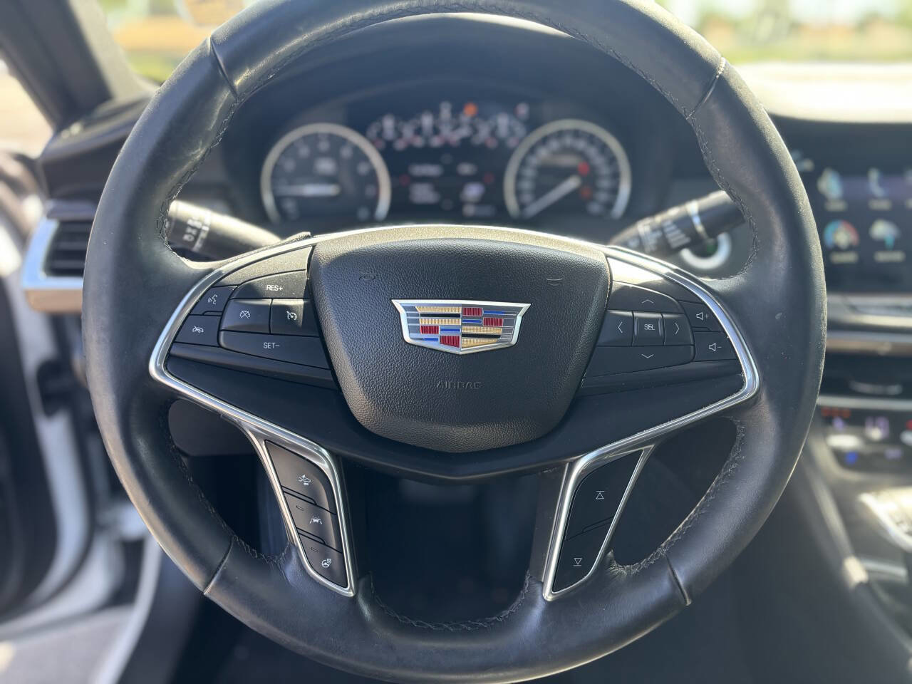 Used 2018 Cadillac CT6 Luxury image 11