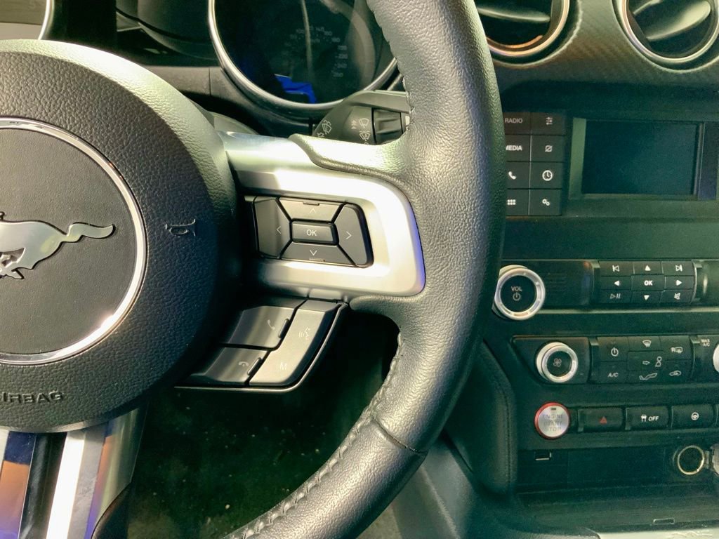 Used 2021 Ford Mustang Coupe image 23