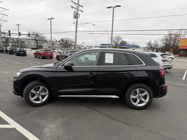 Used 2023 Audi Q5 2.0T Premium w/ Convenience Package image 3