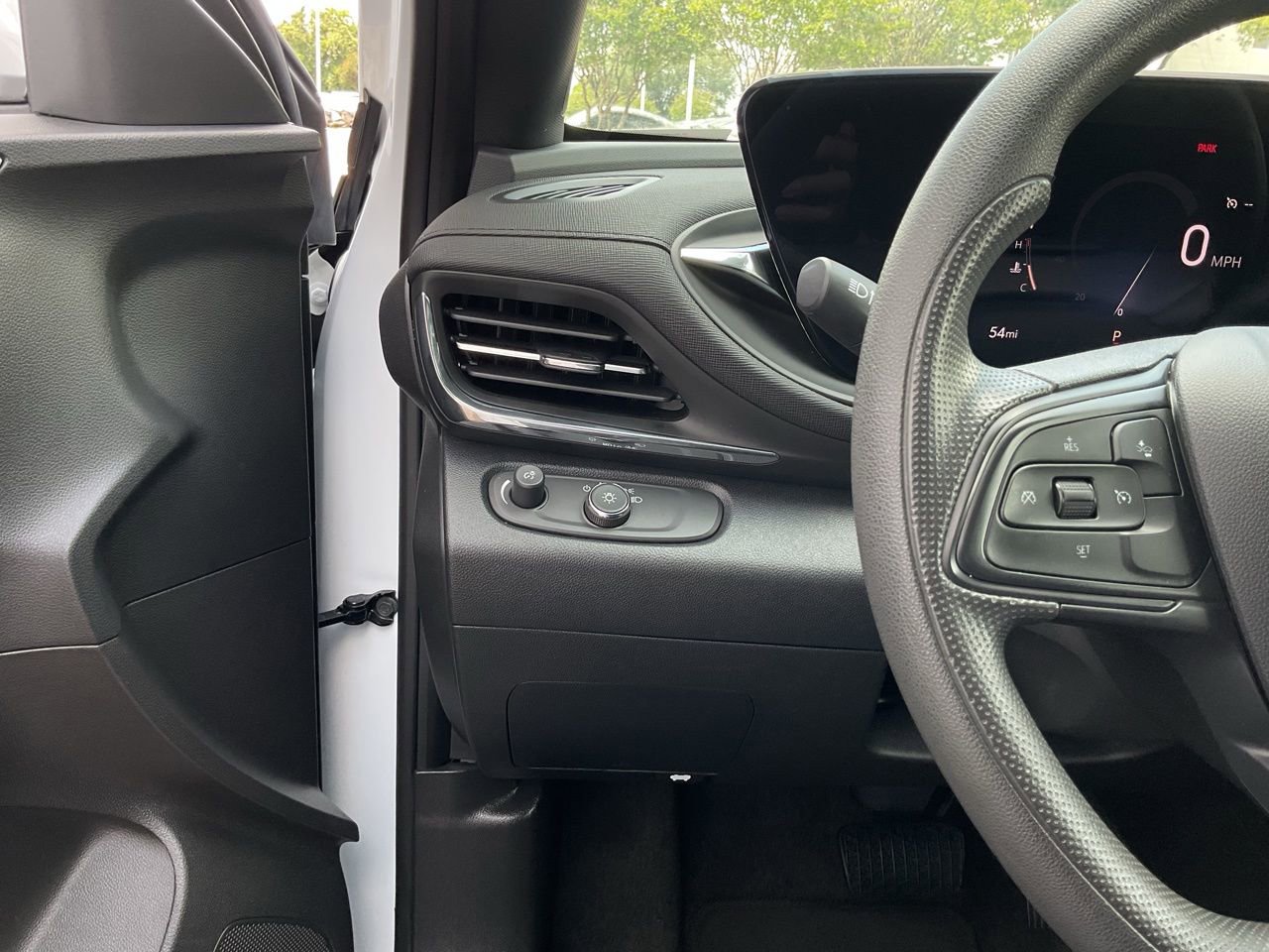 Used 2025 Buick Envista Preferred image 26