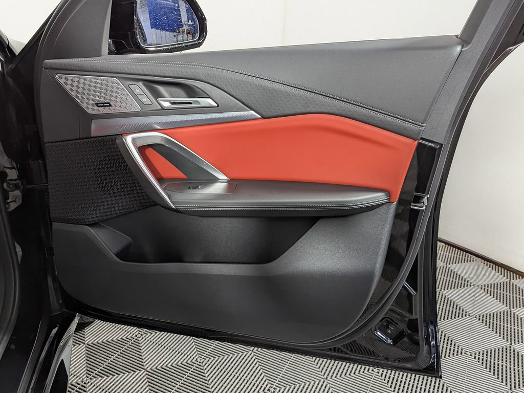 Used 2025 BMW X2 M35i w/ M Sport Professional Package image 30