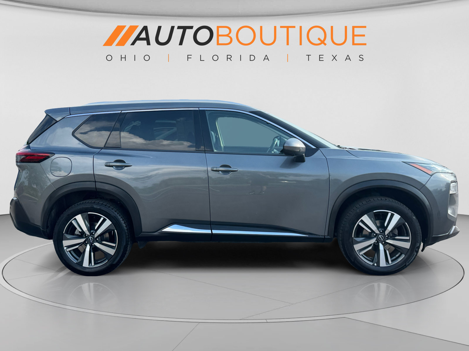Used 2023 Nissan Rogue SL AWD/4WD image 6